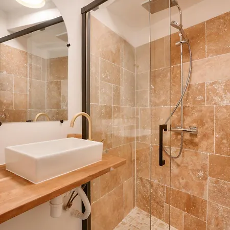 Apartment Cozy In Saint-germain-des-pres Paris